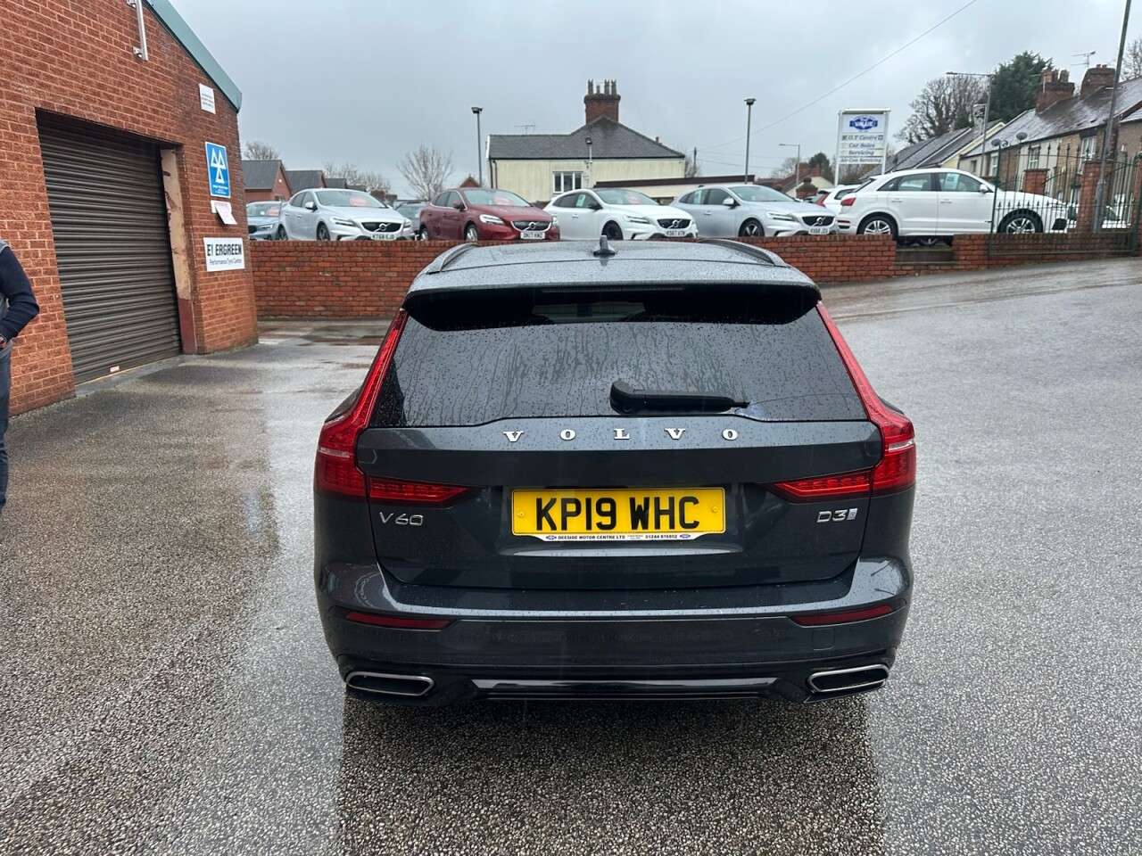 2019 VOLVO V60 2019 VOLVO V60