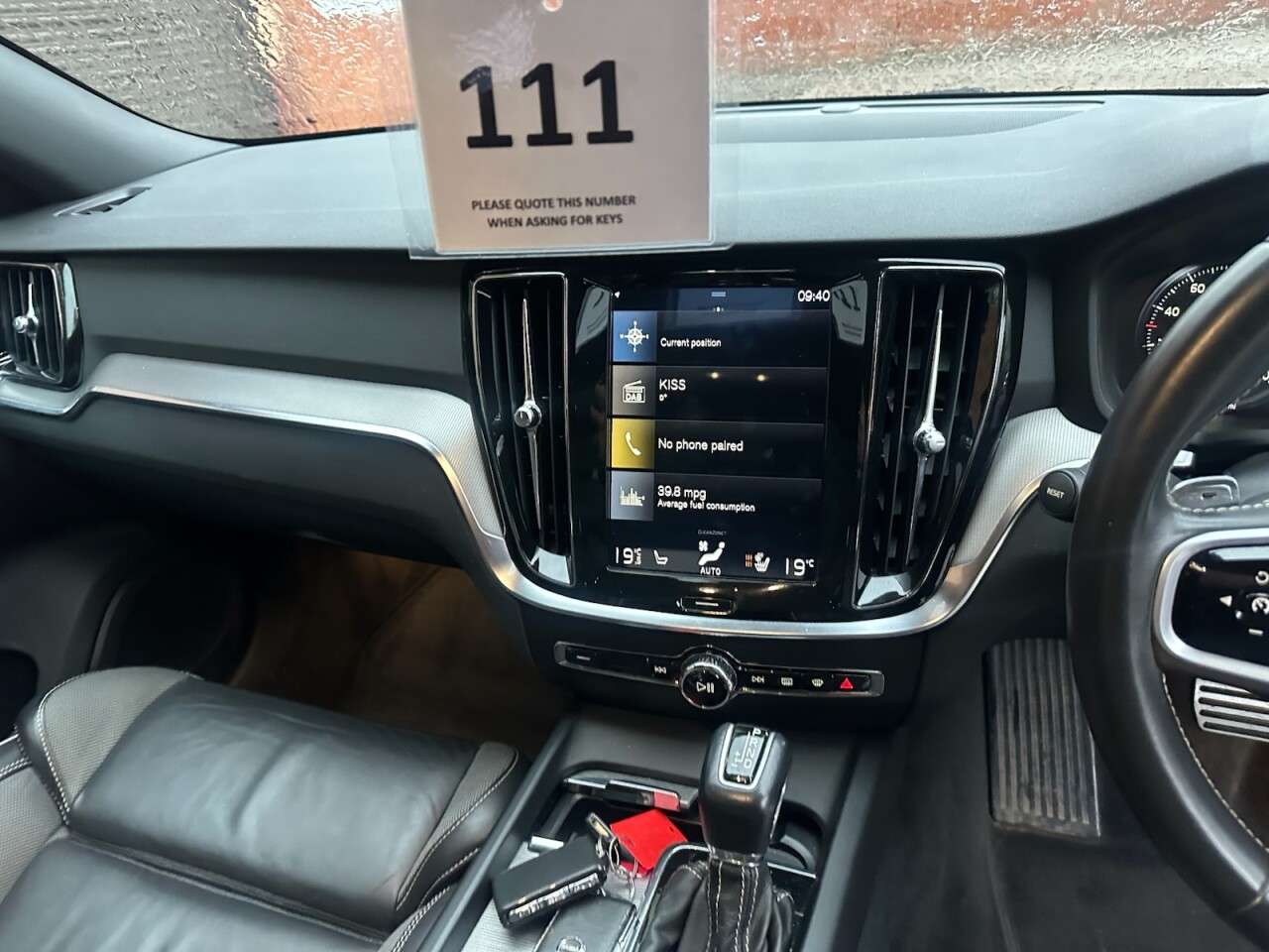 2019 VOLVO V60 2019 VOLVO V60