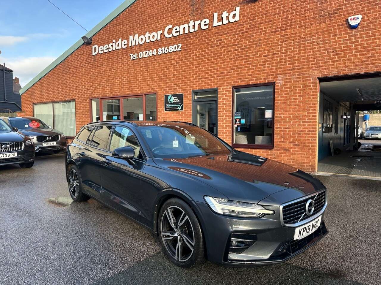 2019 VOLVO V60 2019 VOLVO V60