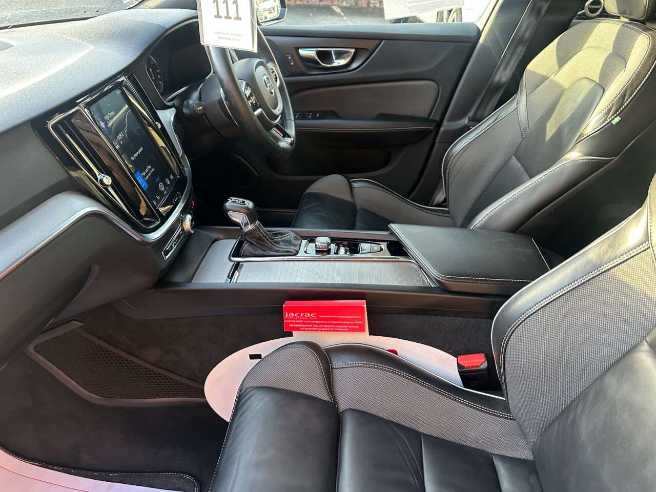 2019 VOLVO V60 2019 VOLVO V60