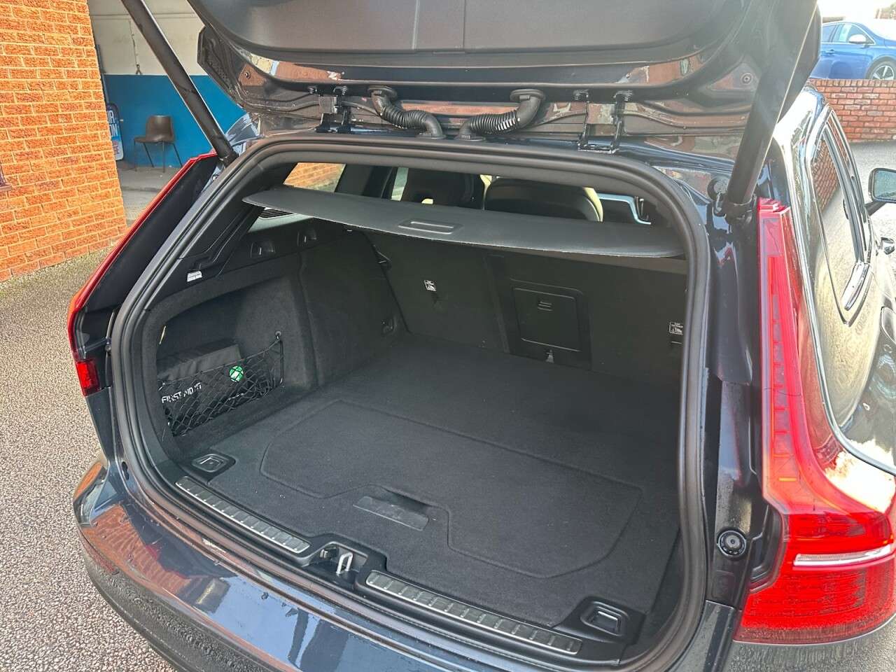 2019 VOLVO V60 2019 VOLVO V60