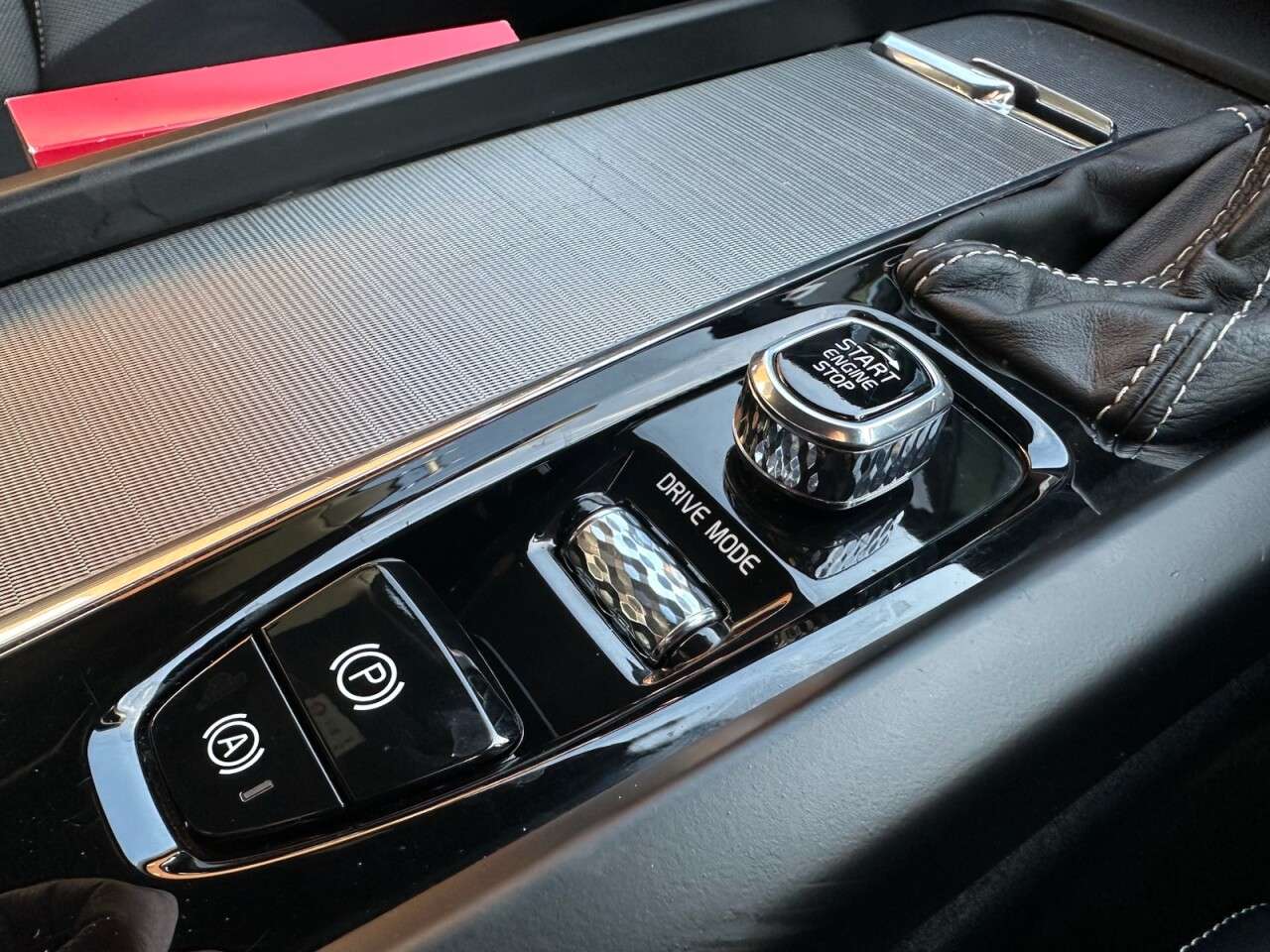 2019 VOLVO V60 2019 VOLVO V60