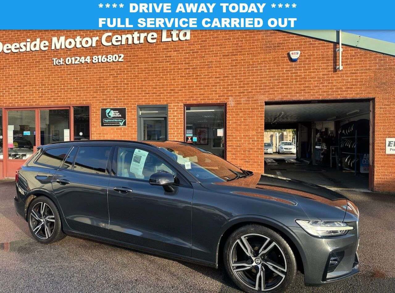 A 2019 VOLVO V60 2.0 D3 R-Design Plus Estate 5dr Diesel Auto Euro 6 (s/s) (150 ps) Front and A 2019 VOLVO V60 2.0 D3 R-Design Plus Estate 5dr Diesel Auto Euro 6 (s/s) (150 ps) Front and