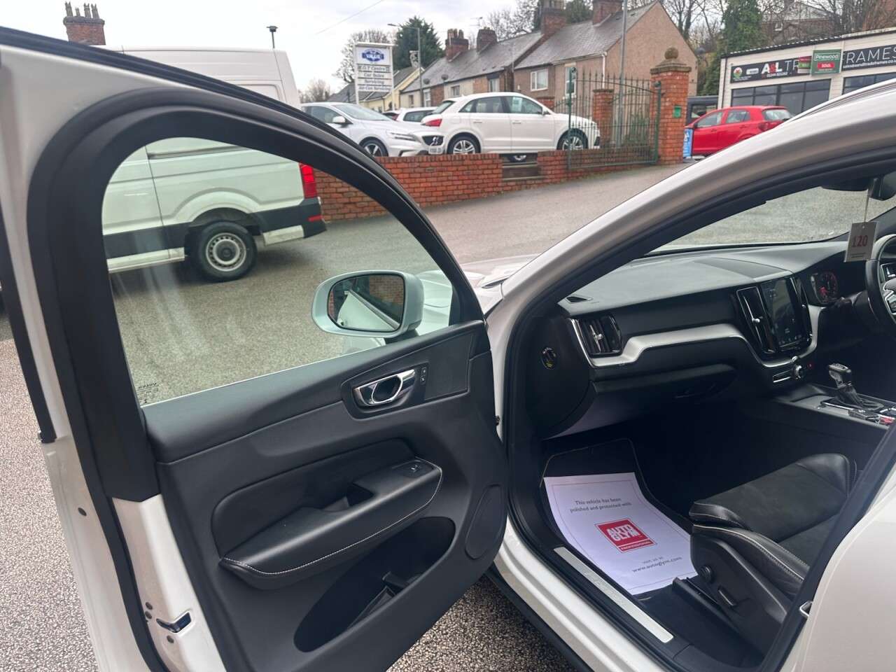 2018 VOLVO XC60 2018 VOLVO XC60