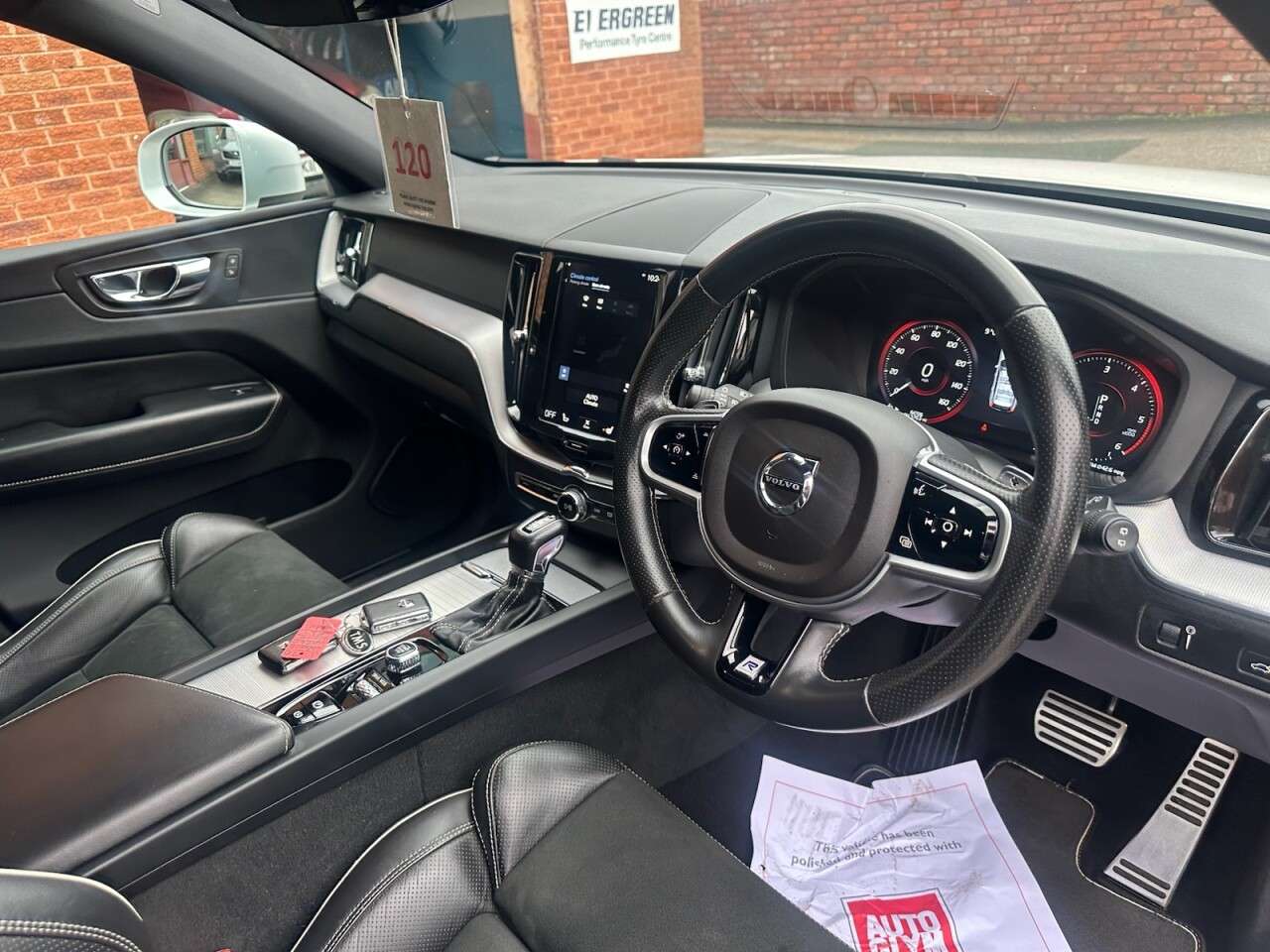 2018 VOLVO XC60 2018 VOLVO XC60