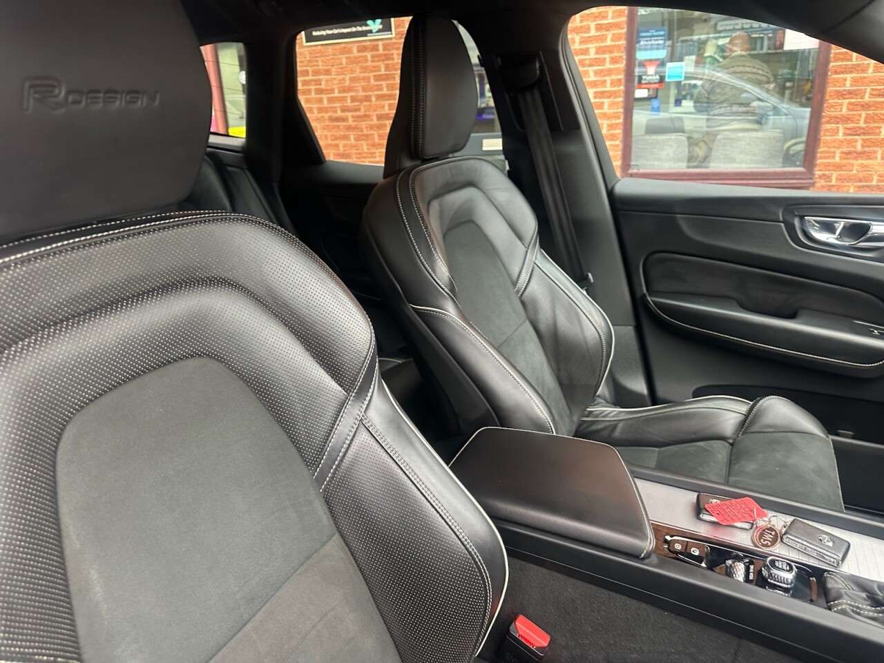 2018 VOLVO XC60 2018 VOLVO XC60