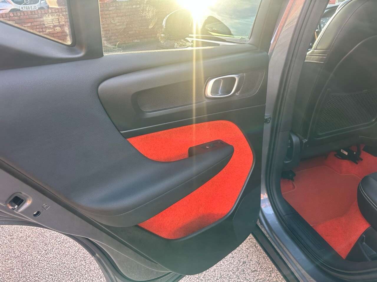 2018 VOLVO XC40 2018 VOLVO XC40