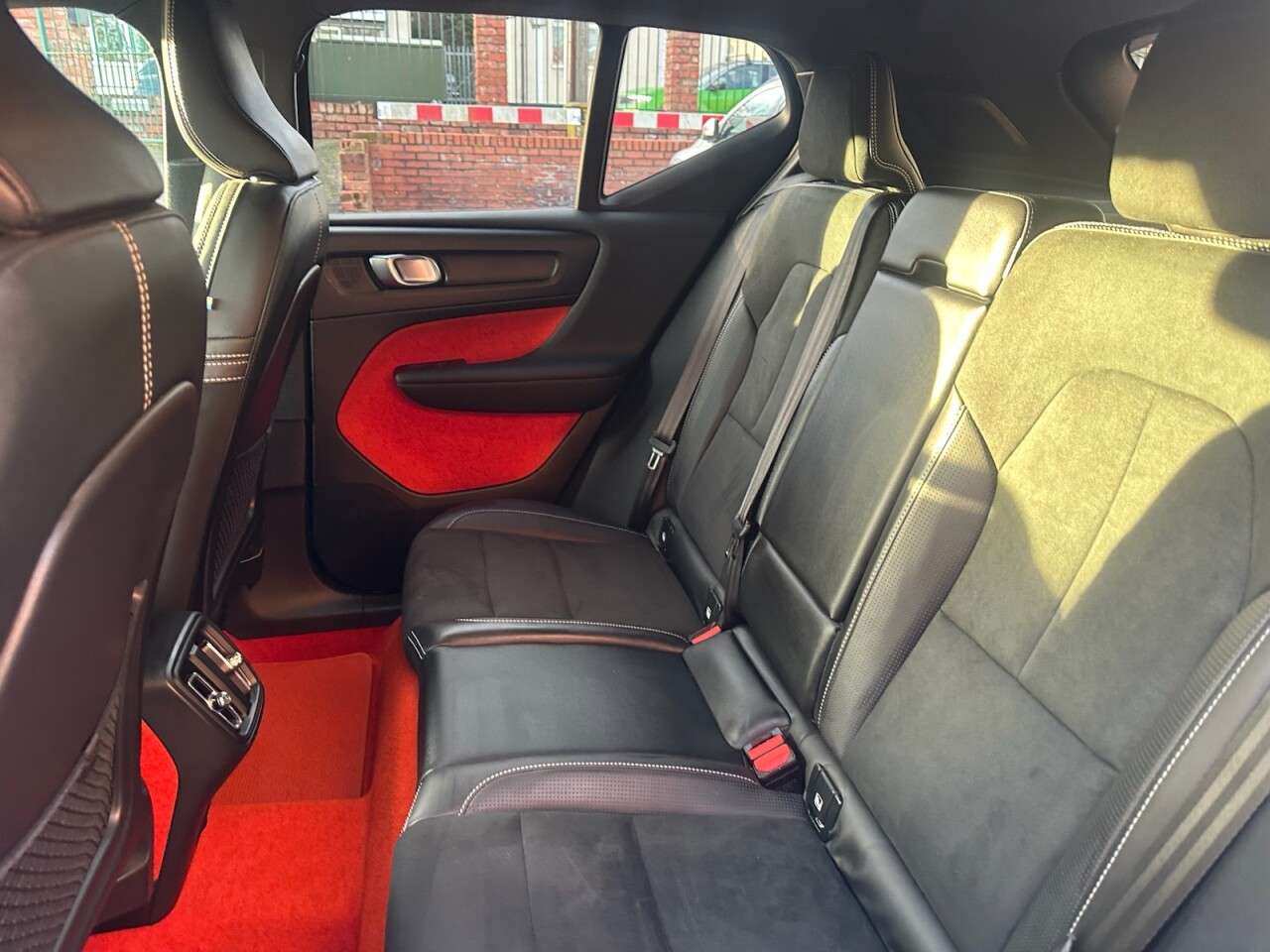 2018 VOLVO XC40 2018 VOLVO XC40