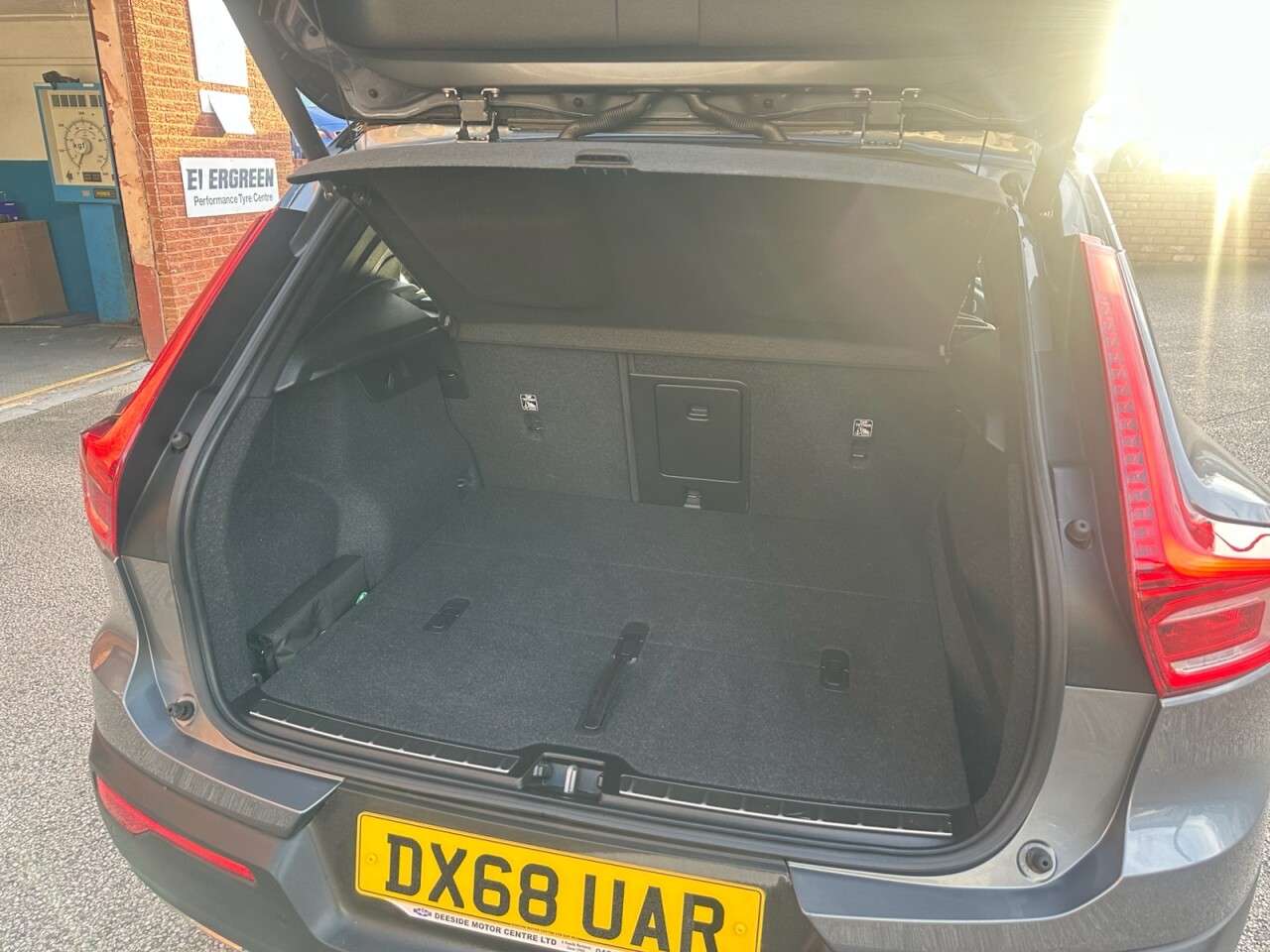 2018 VOLVO XC40 2018 VOLVO XC40