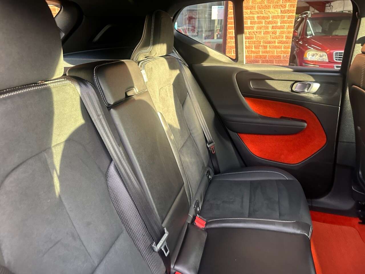 2018 VOLVO XC40 2018 VOLVO XC40