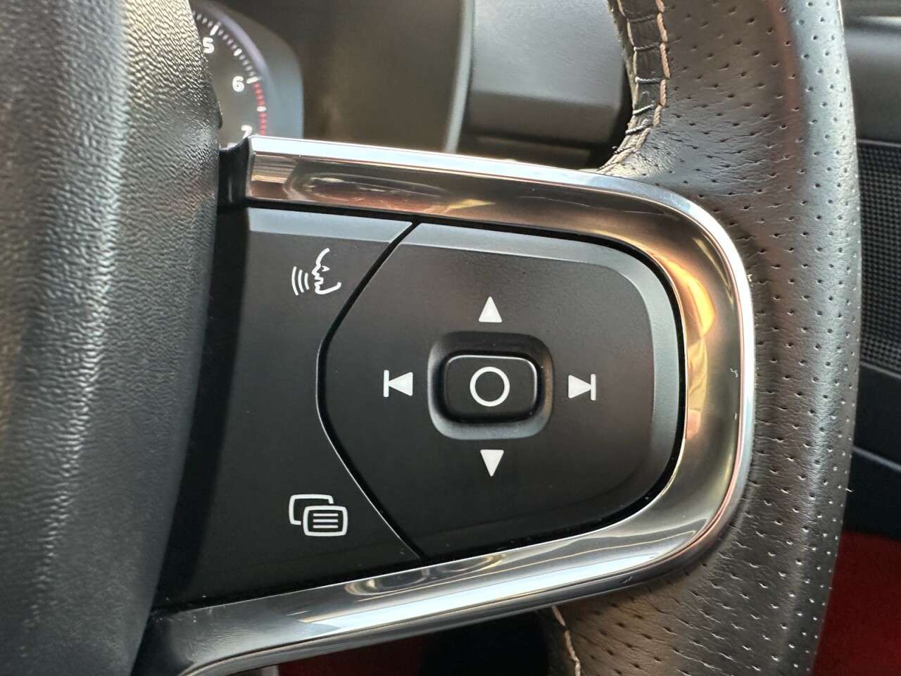 2018 VOLVO XC40 2018 VOLVO XC40