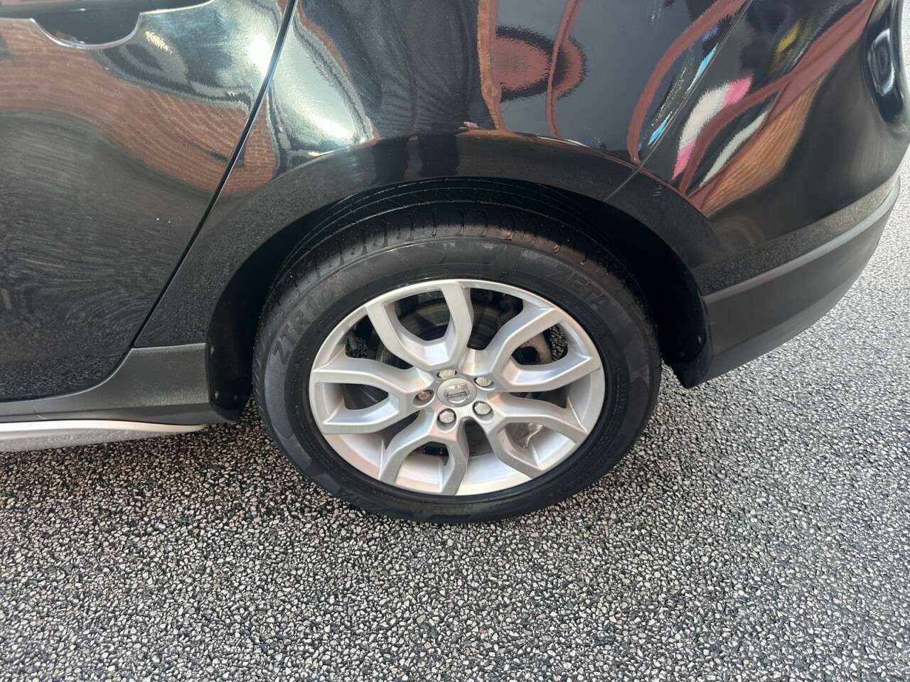 2017 VOLVO V40 CROSS COUNTRY 2017 VOLVO V40 CROSS COUNTRY