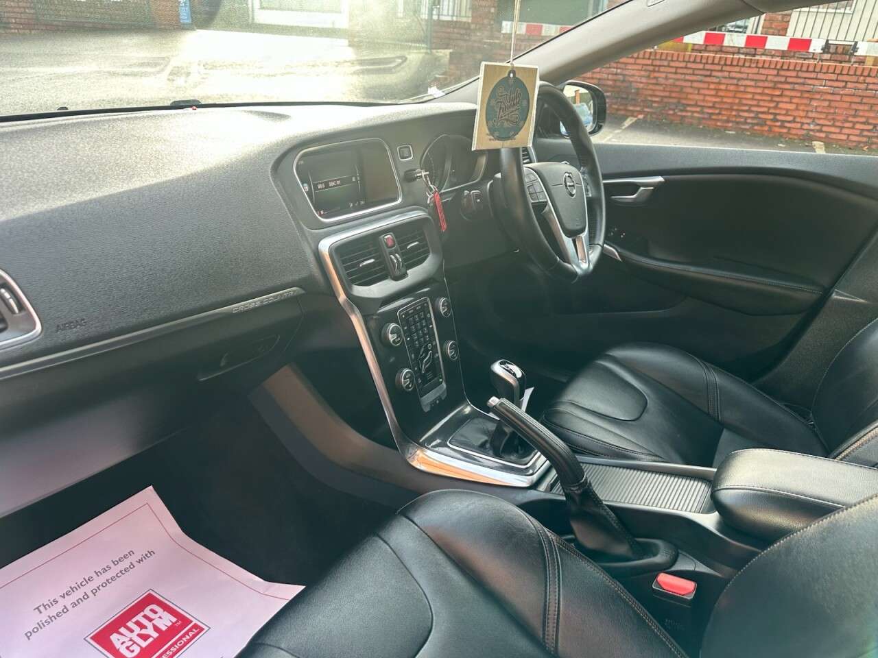 2017 VOLVO V40 CROSS COUNTRY 2017 VOLVO V40 CROSS COUNTRY