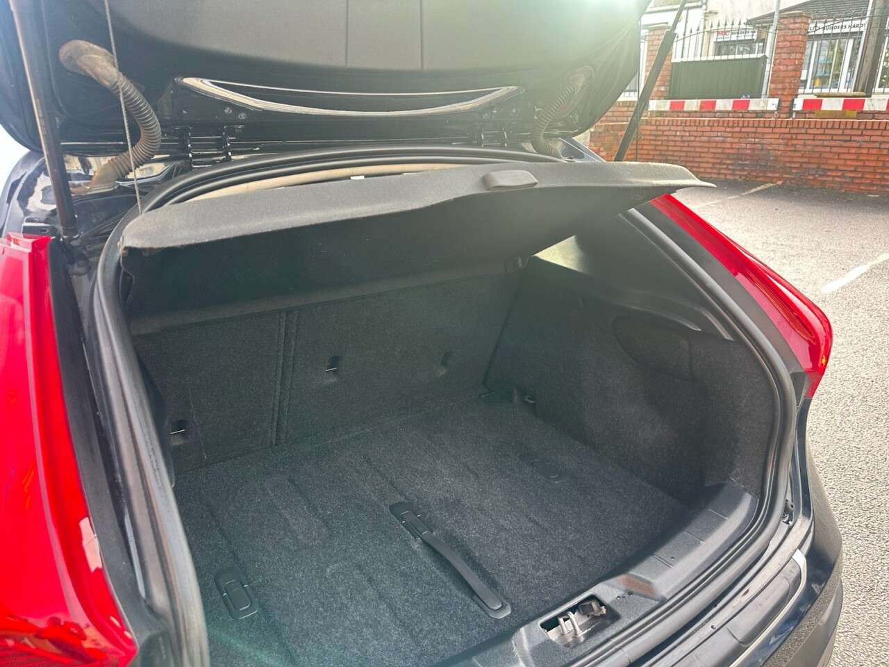 2017 VOLVO V40 CROSS COUNTRY 2017 VOLVO V40 CROSS COUNTRY