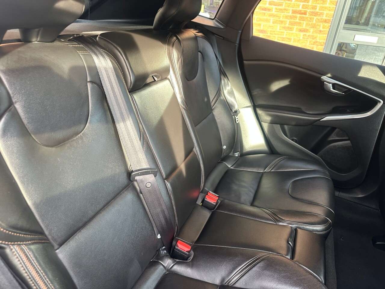 2017 VOLVO V40 CROSS COUNTRY 2017 VOLVO V40 CROSS COUNTRY