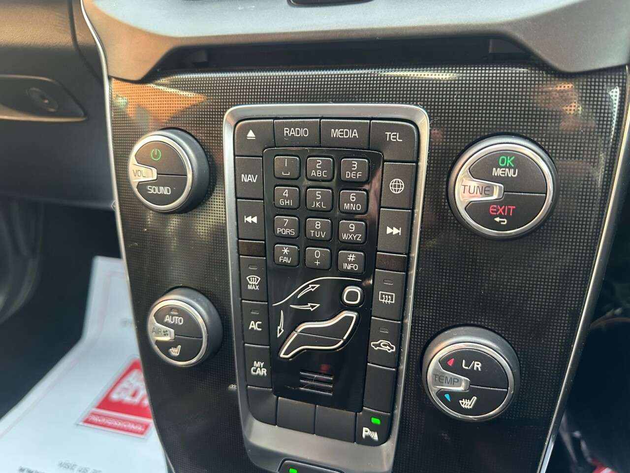 2017 VOLVO V40 CROSS COUNTRY 2017 VOLVO V40 CROSS COUNTRY