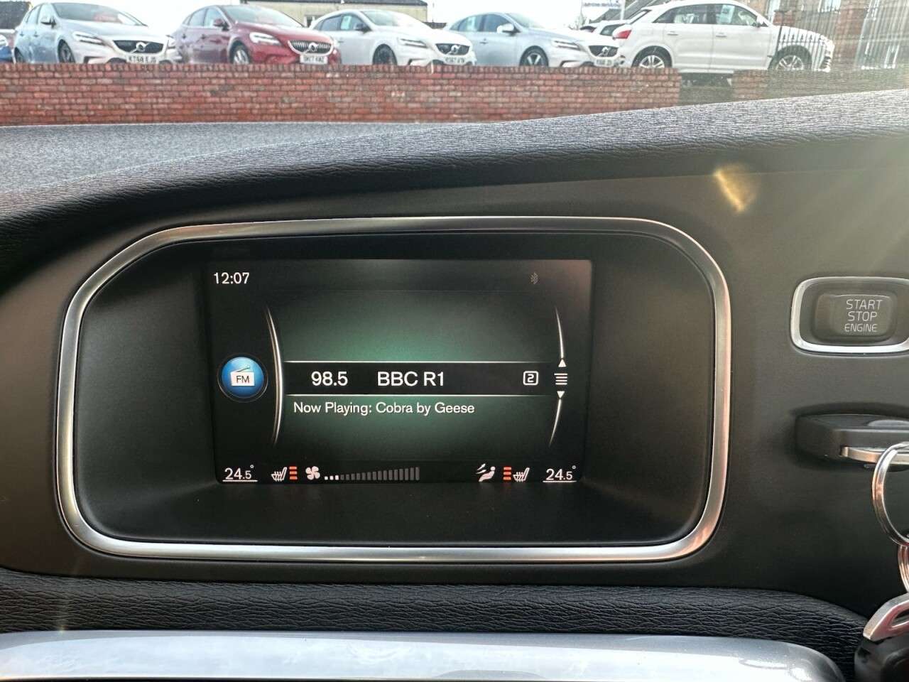 2017 VOLVO V40 CROSS COUNTRY 2017 VOLVO V40 CROSS COUNTRY