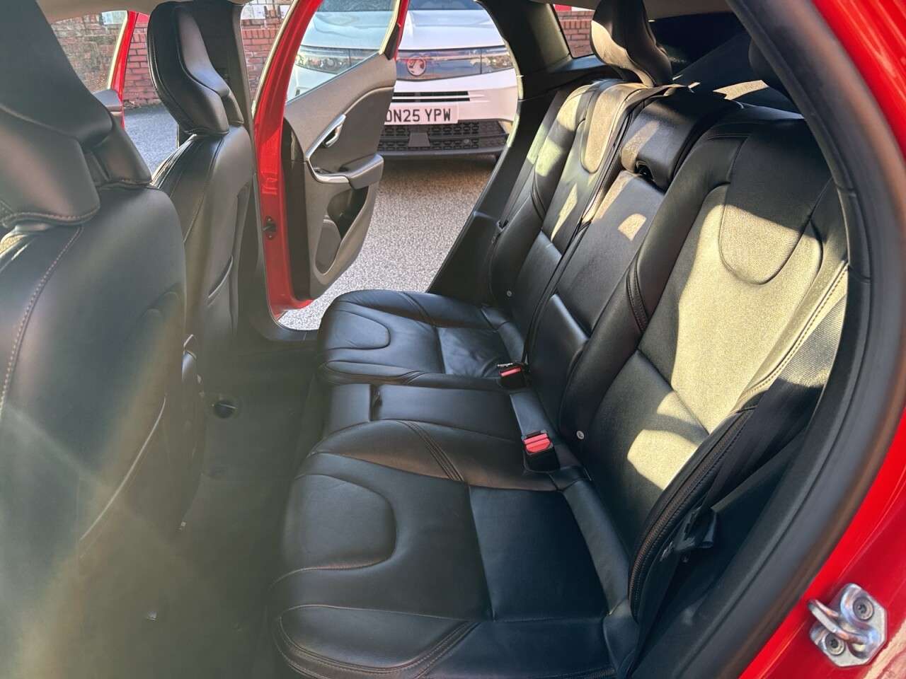 2015 VOLVO V40 CROSS COUNTRY 2015 VOLVO V40 CROSS COUNTRY