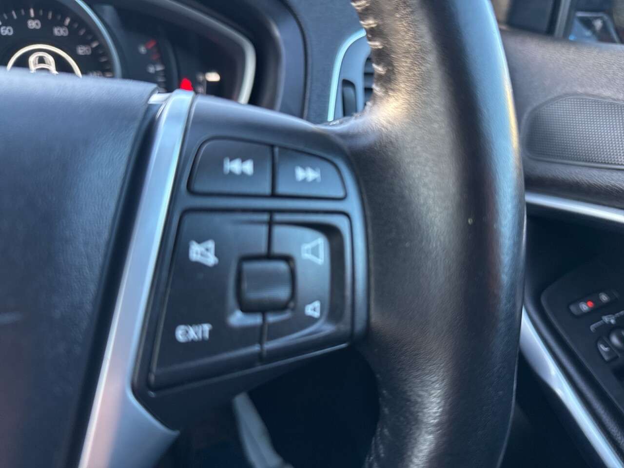 2015 VOLVO V40 CROSS COUNTRY 2015 VOLVO V40 CROSS COUNTRY