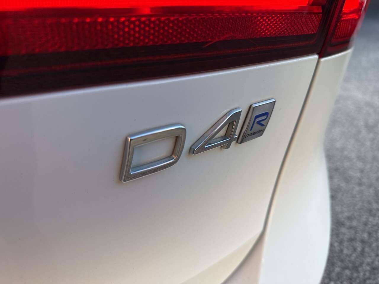 2020 VOLVO V90 2020 VOLVO V90