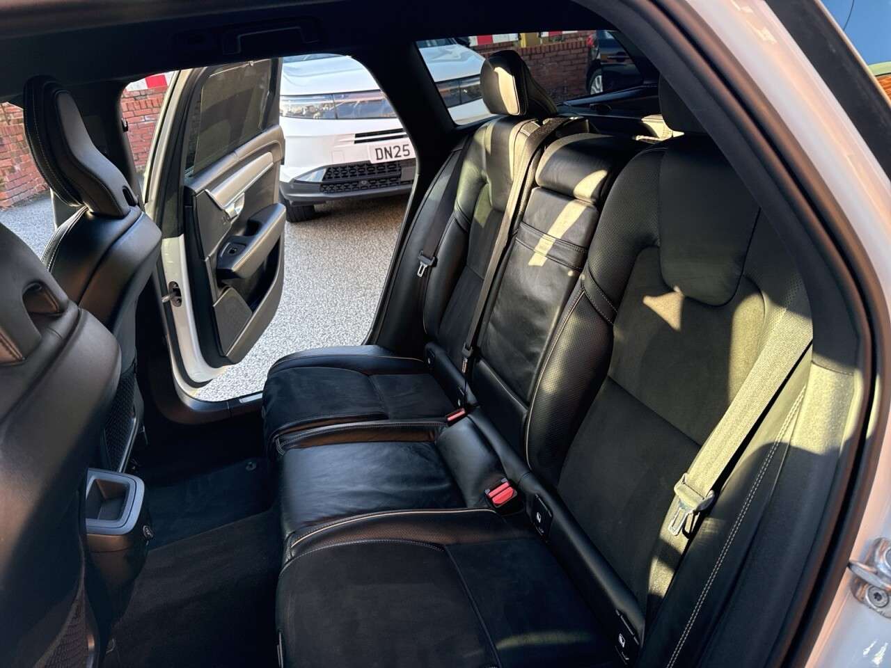 2020 VOLVO V90 2020 VOLVO V90