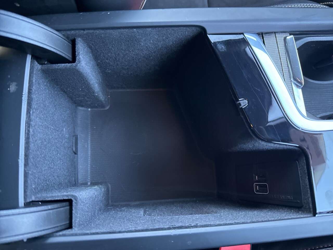 2020 VOLVO V90 2020 VOLVO V90