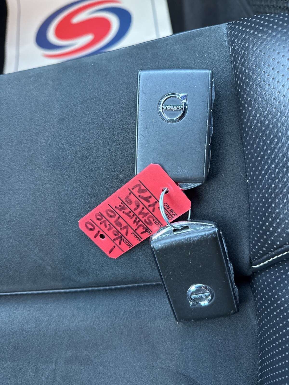 2020 VOLVO V90 2020 VOLVO V90