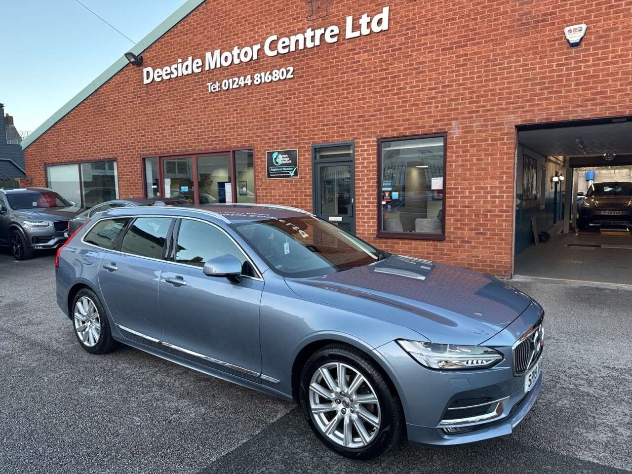 2019 VOLVO V90 2019 VOLVO V90