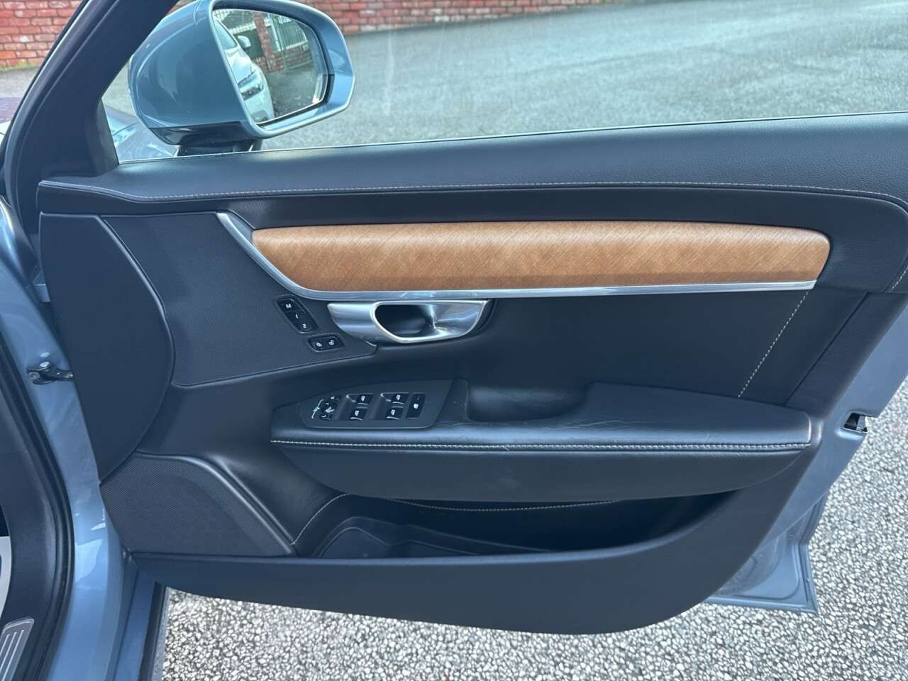 2019 VOLVO V90 2019 VOLVO V90