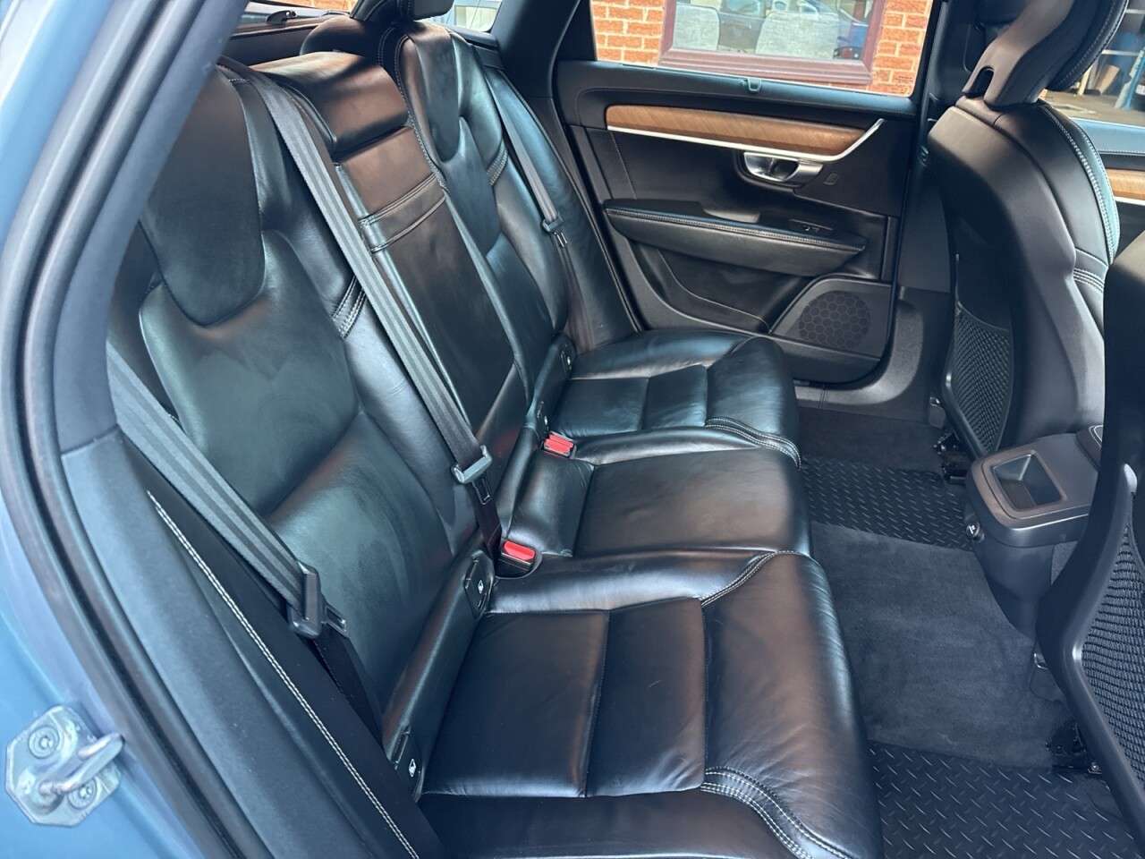 2019 VOLVO V90 2019 VOLVO V90