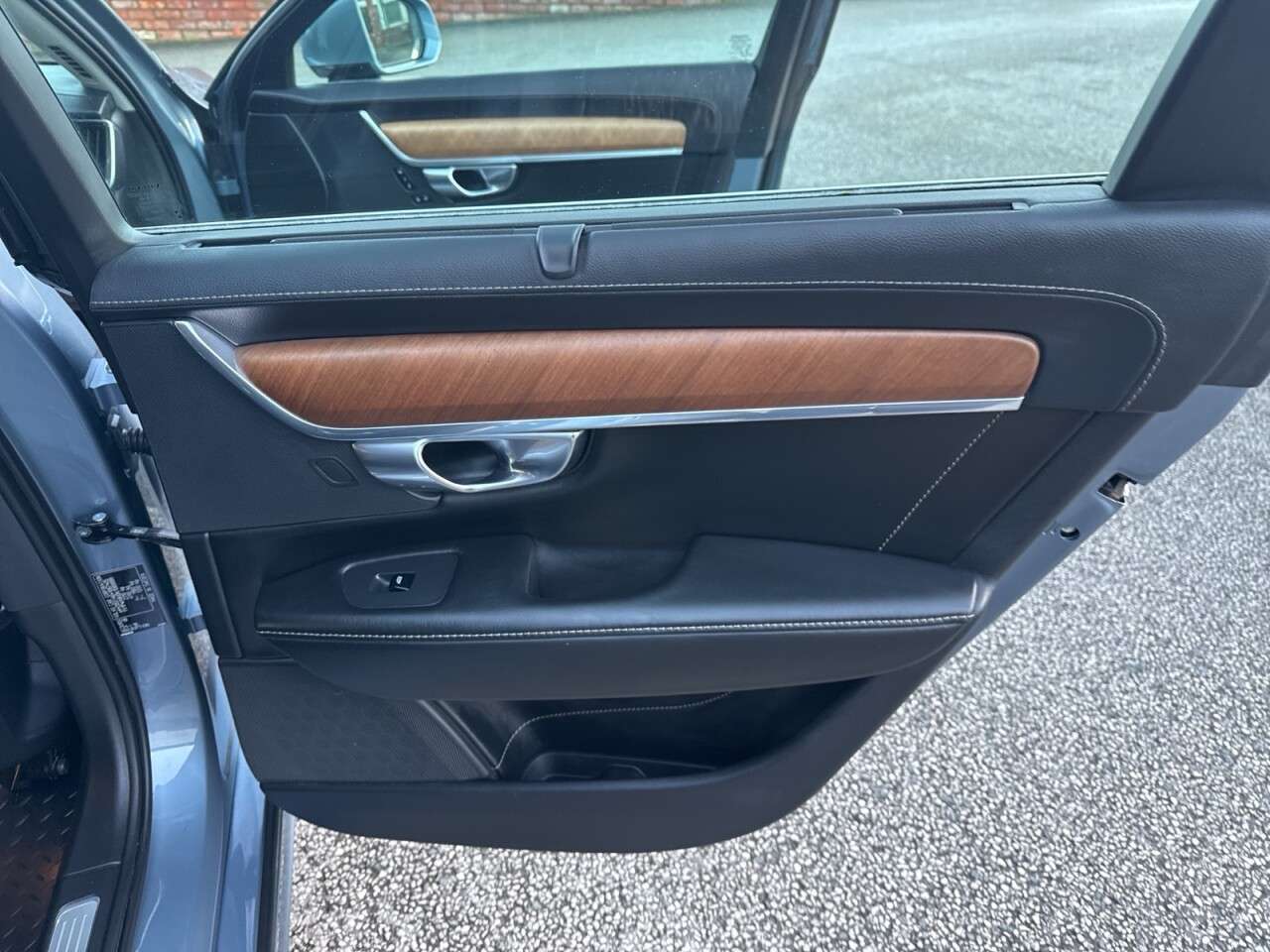 2019 VOLVO V90 2019 VOLVO V90