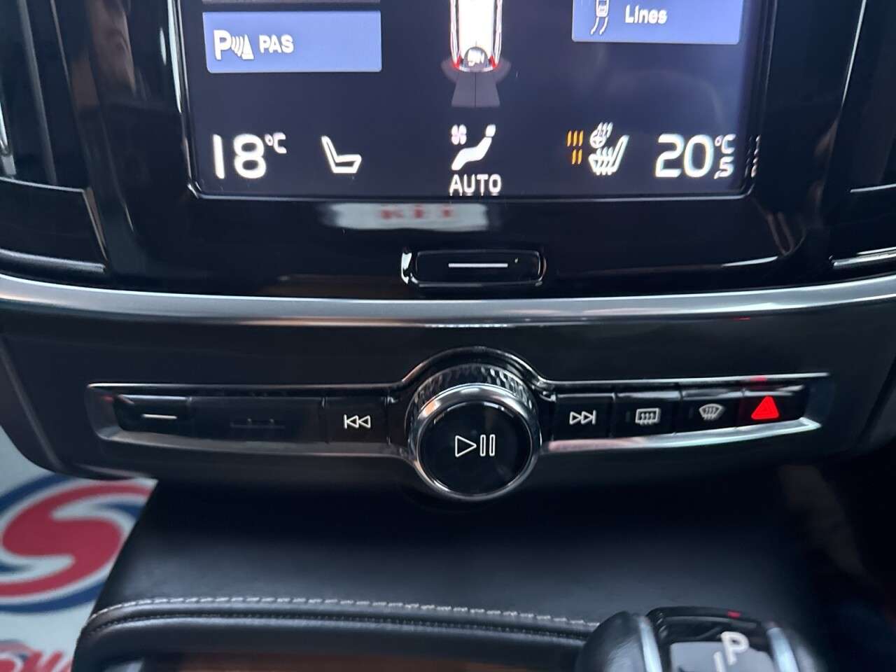 2019 VOLVO V90 2019 VOLVO V90