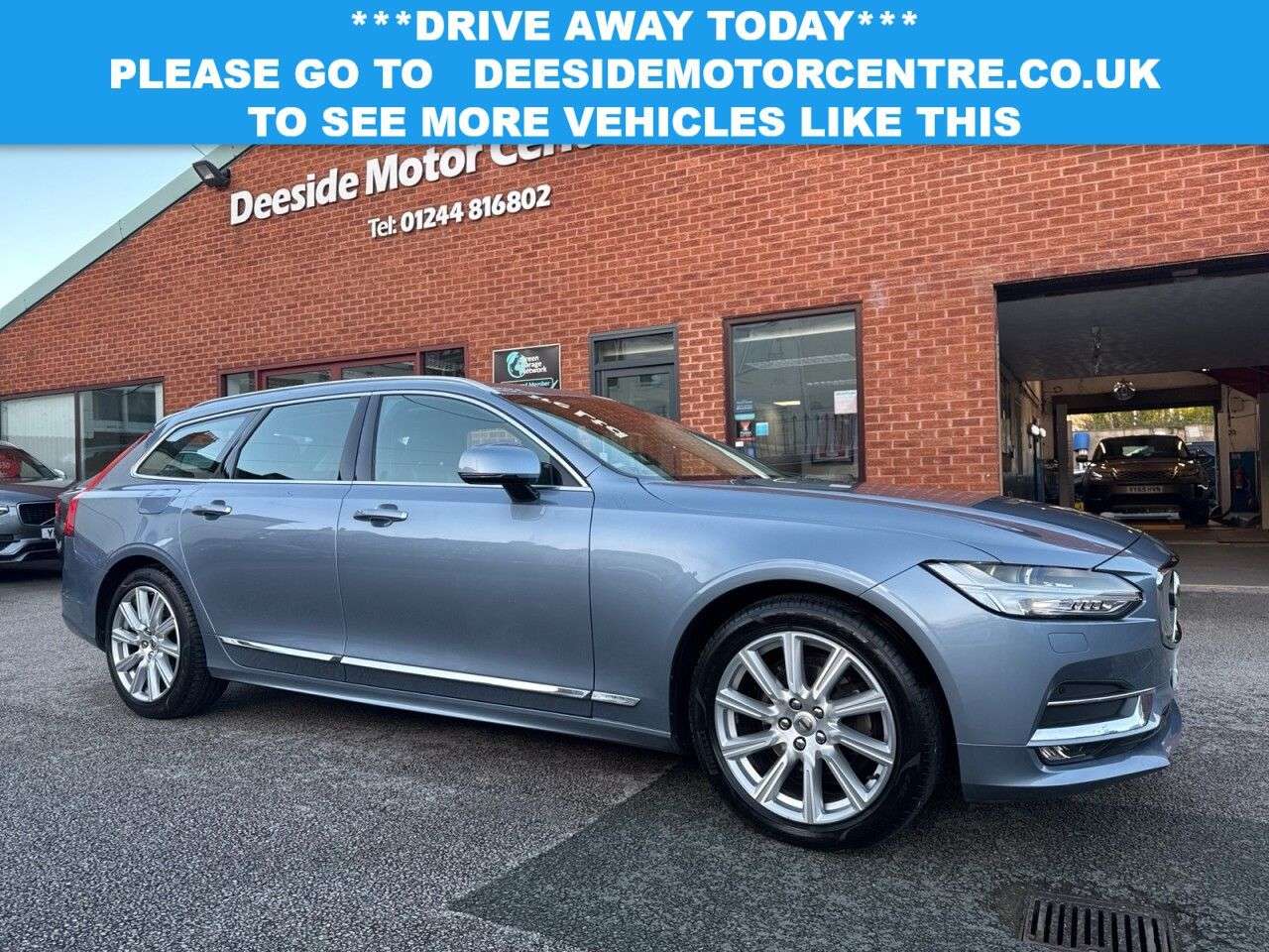 A 2019 VOLVO V90 2.0 D4 Inscription Estate 5dr Diesel Auto Euro 6 (s/s) (190 ps) Rear view c A 2019 VOLVO V90 2.0 D4 Inscription Estate 5dr Diesel Auto Euro 6 (s/s) (190 ps) Rear view c