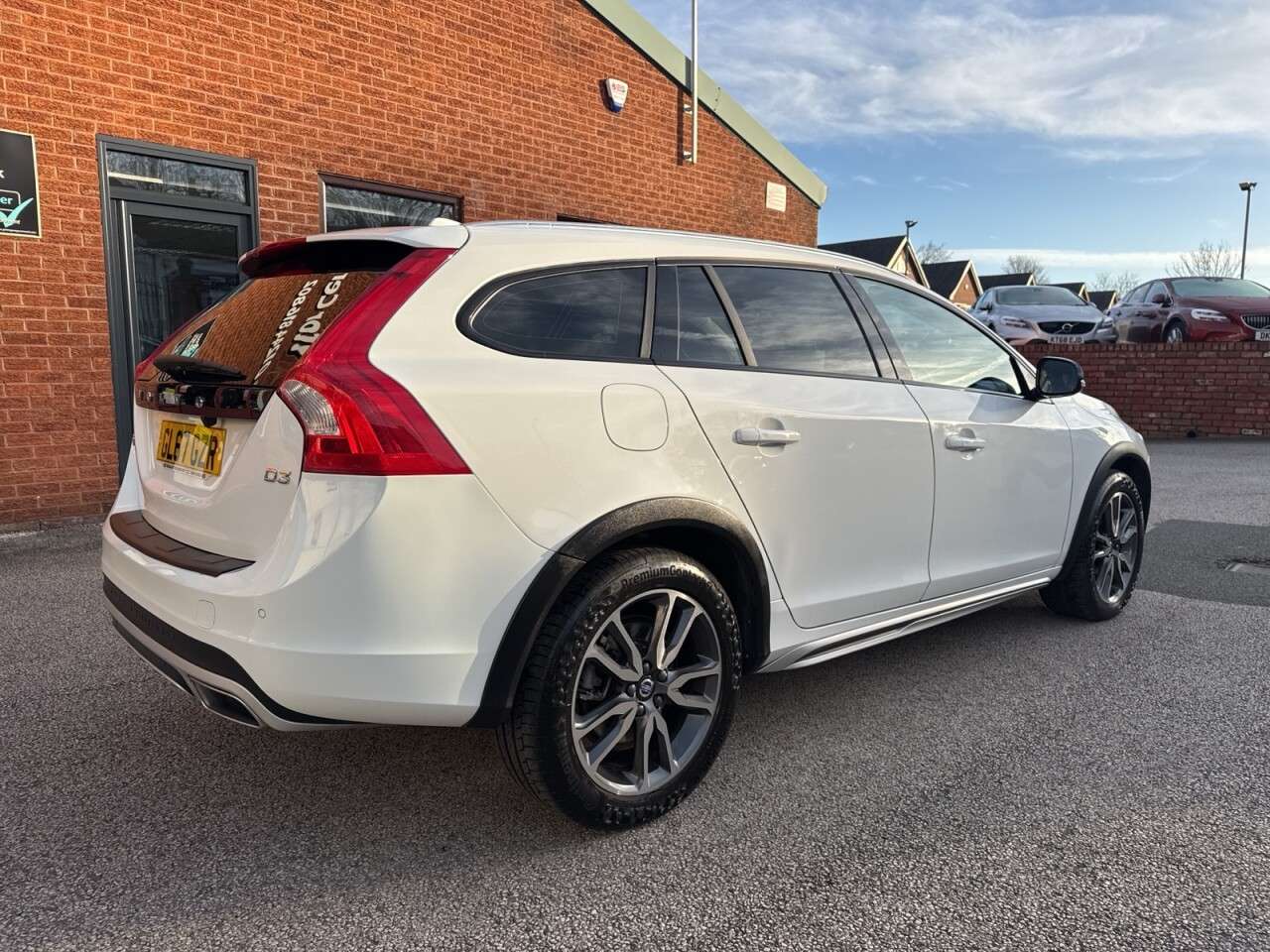 2017 VOLVO V60 CROSS COUNTRY 2017 VOLVO V60 CROSS COUNTRY