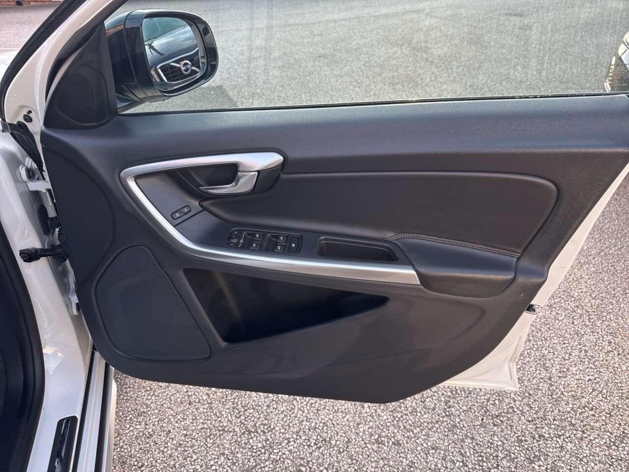 2017 VOLVO V60 CROSS COUNTRY 2017 VOLVO V60 CROSS COUNTRY