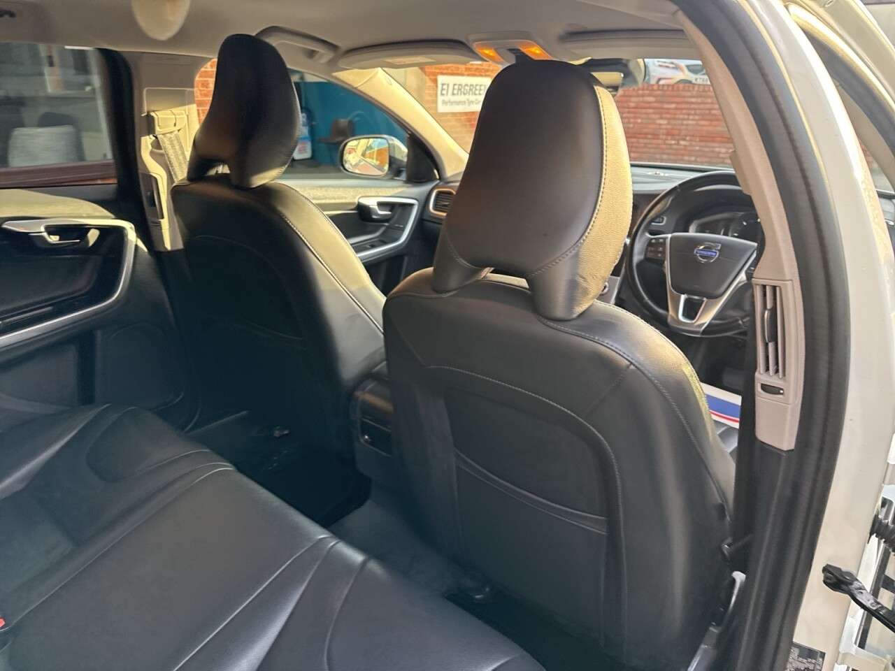 2017 VOLVO V60 CROSS COUNTRY 2017 VOLVO V60 CROSS COUNTRY