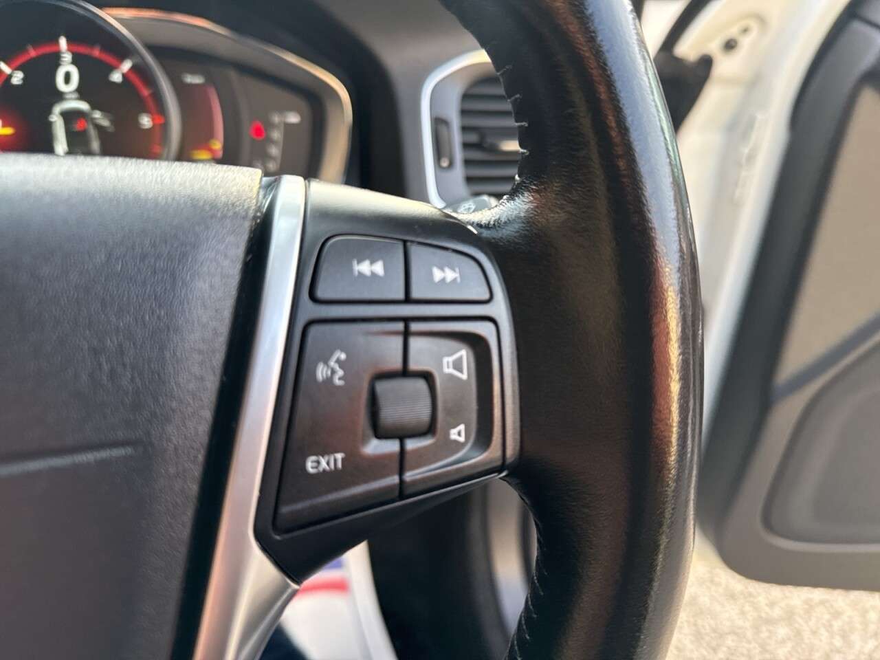 2017 VOLVO V60 CROSS COUNTRY 2017 VOLVO V60 CROSS COUNTRY