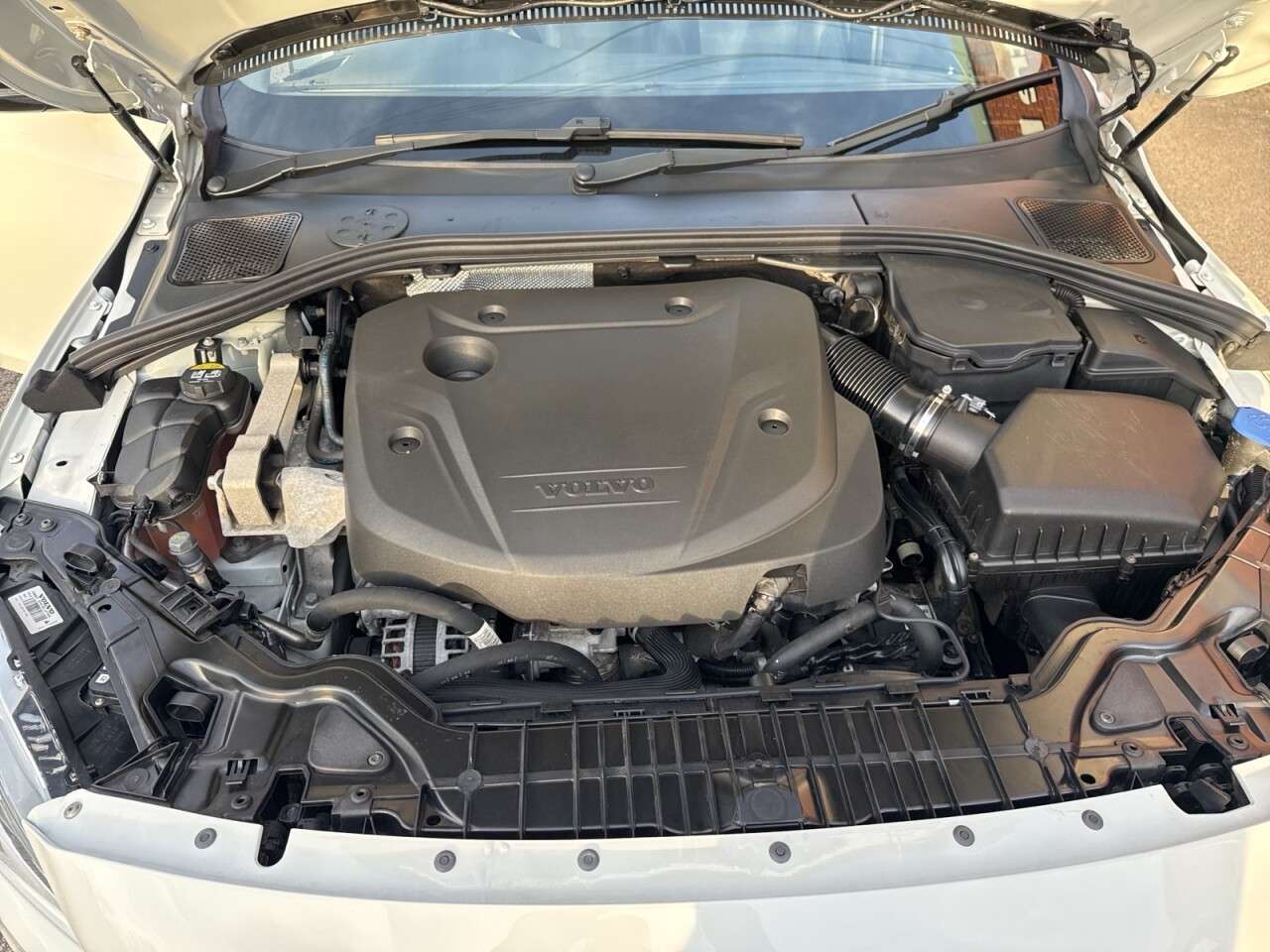 2017 VOLVO V60 CROSS COUNTRY 2017 VOLVO V60 CROSS COUNTRY