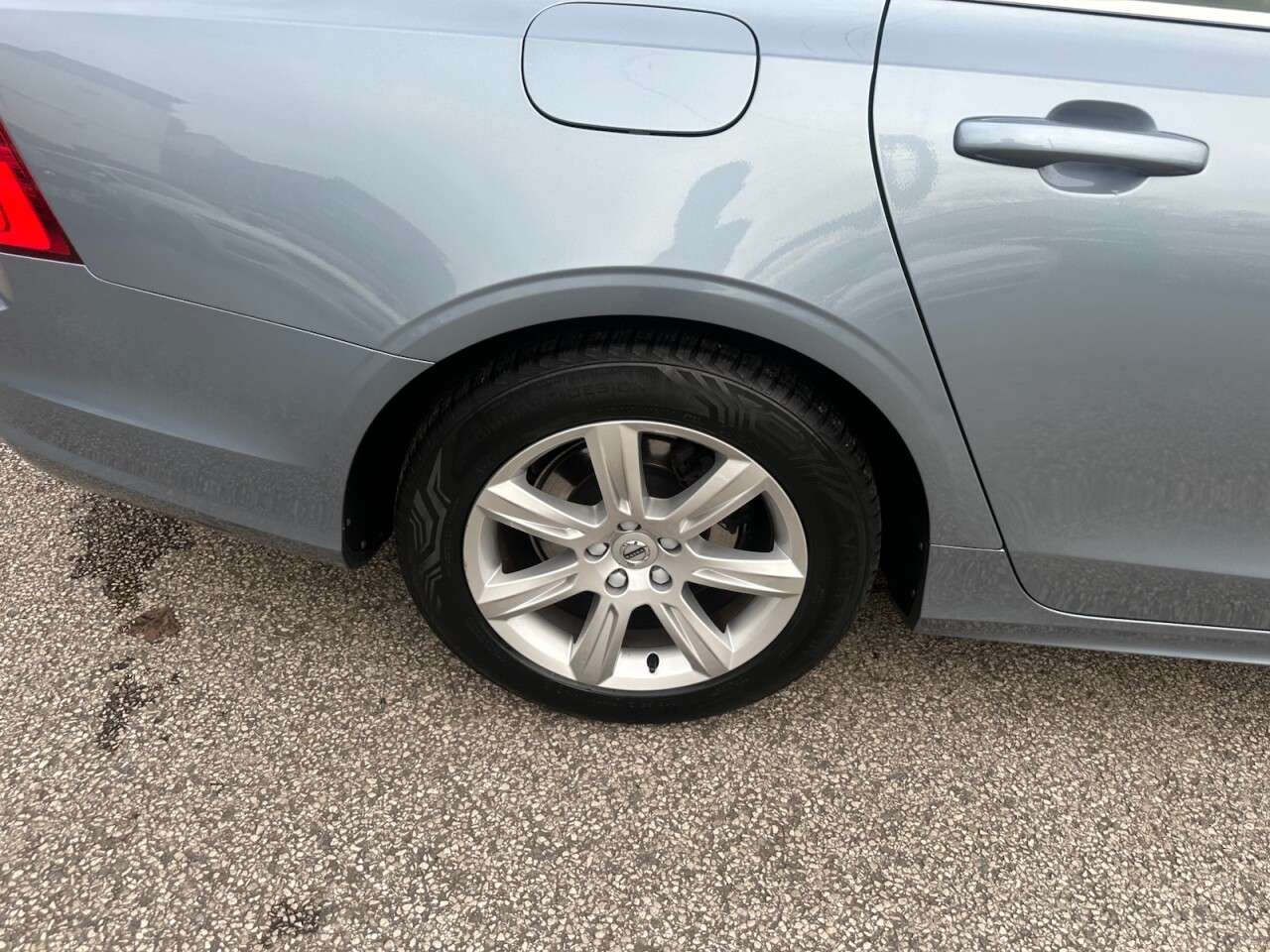 2019 VOLVO S90 2019 VOLVO S90