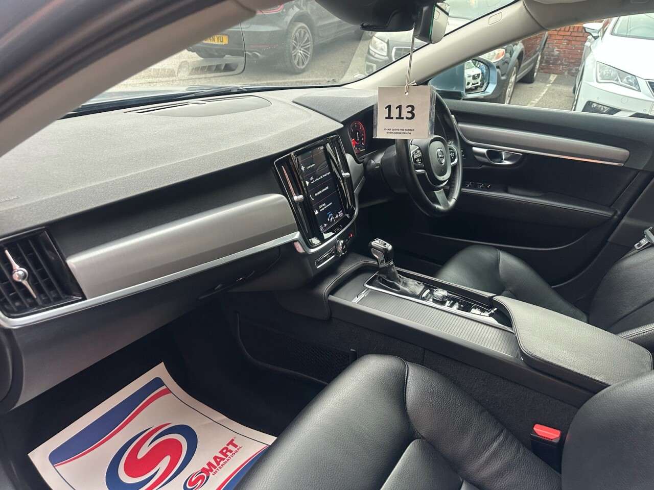 2019 VOLVO S90 2019 VOLVO S90