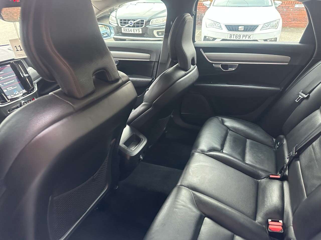 2019 VOLVO S90 2019 VOLVO S90