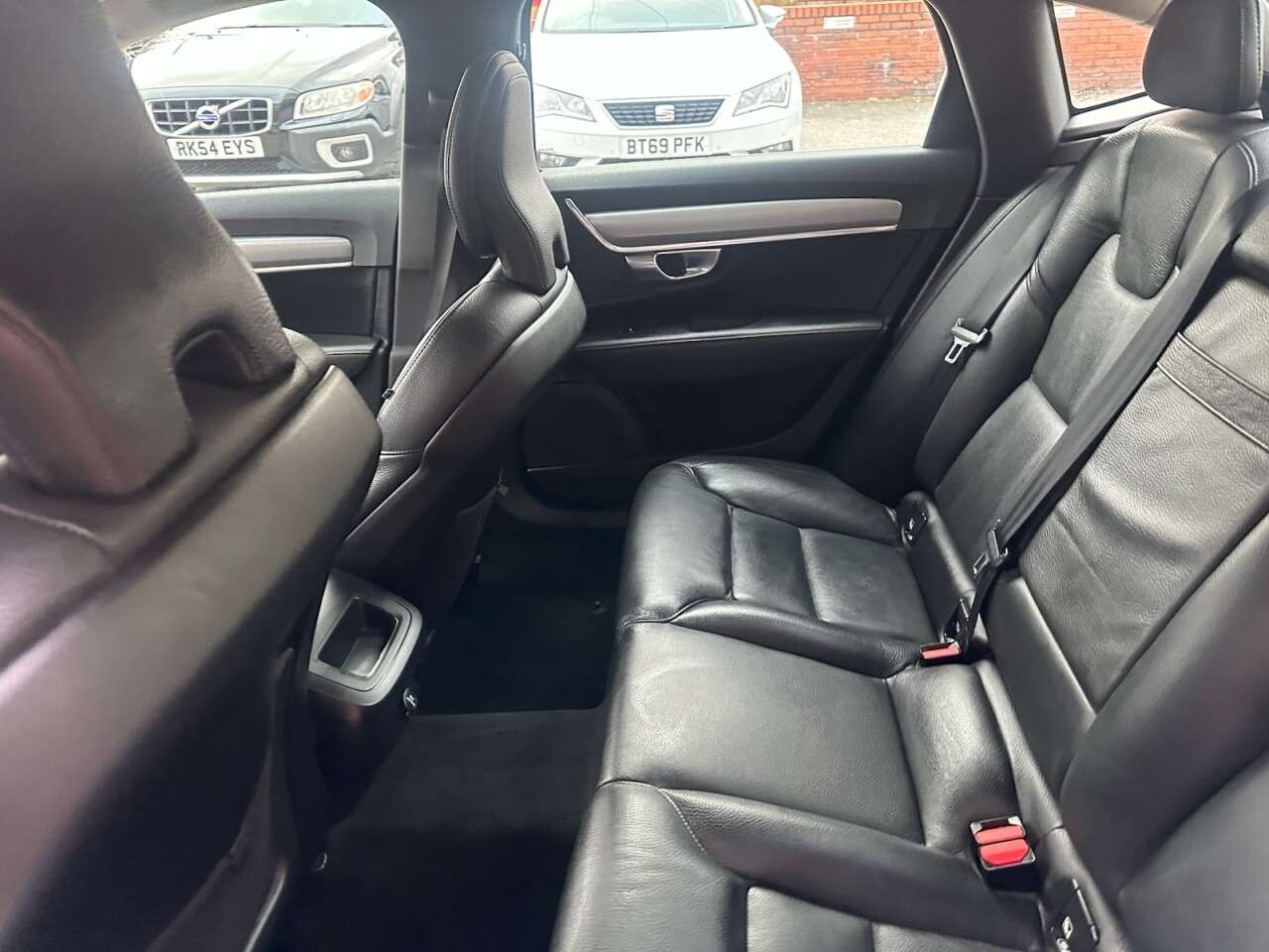 2019 VOLVO S90 2019 VOLVO S90