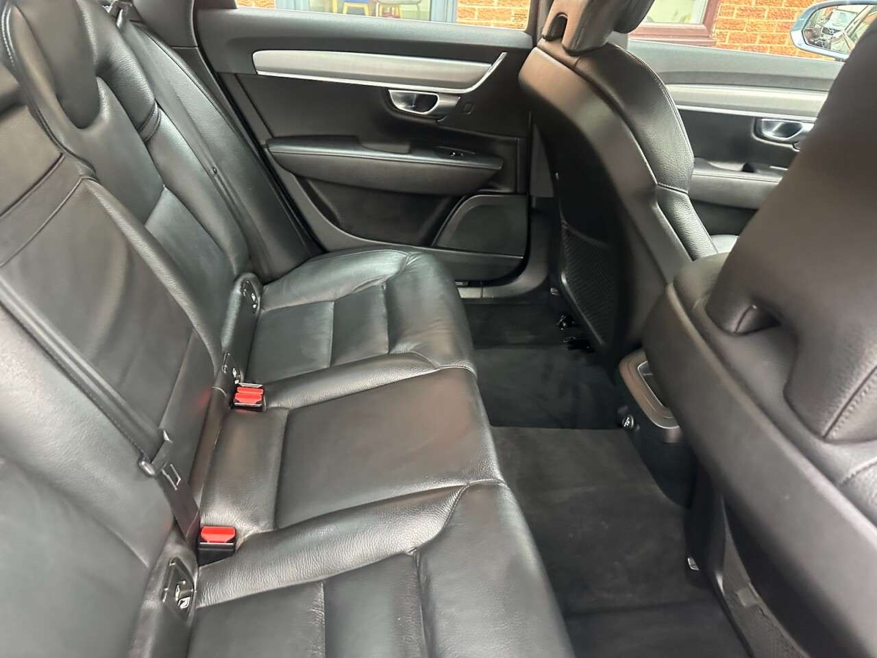 2019 VOLVO S90 2019 VOLVO S90