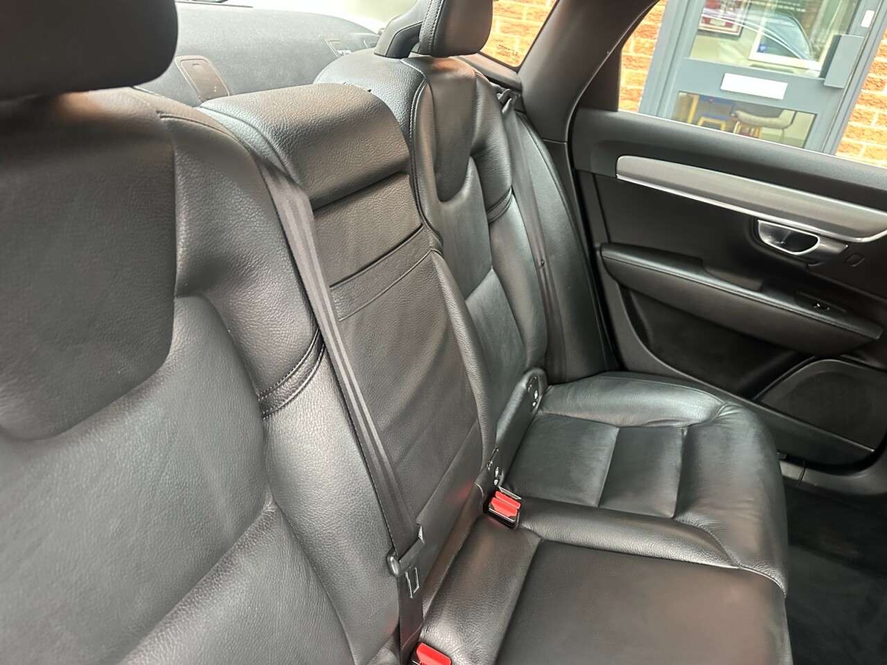 2019 VOLVO S90 2019 VOLVO S90