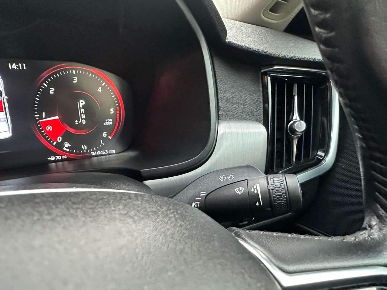 2019 VOLVO S90 2019 VOLVO S90