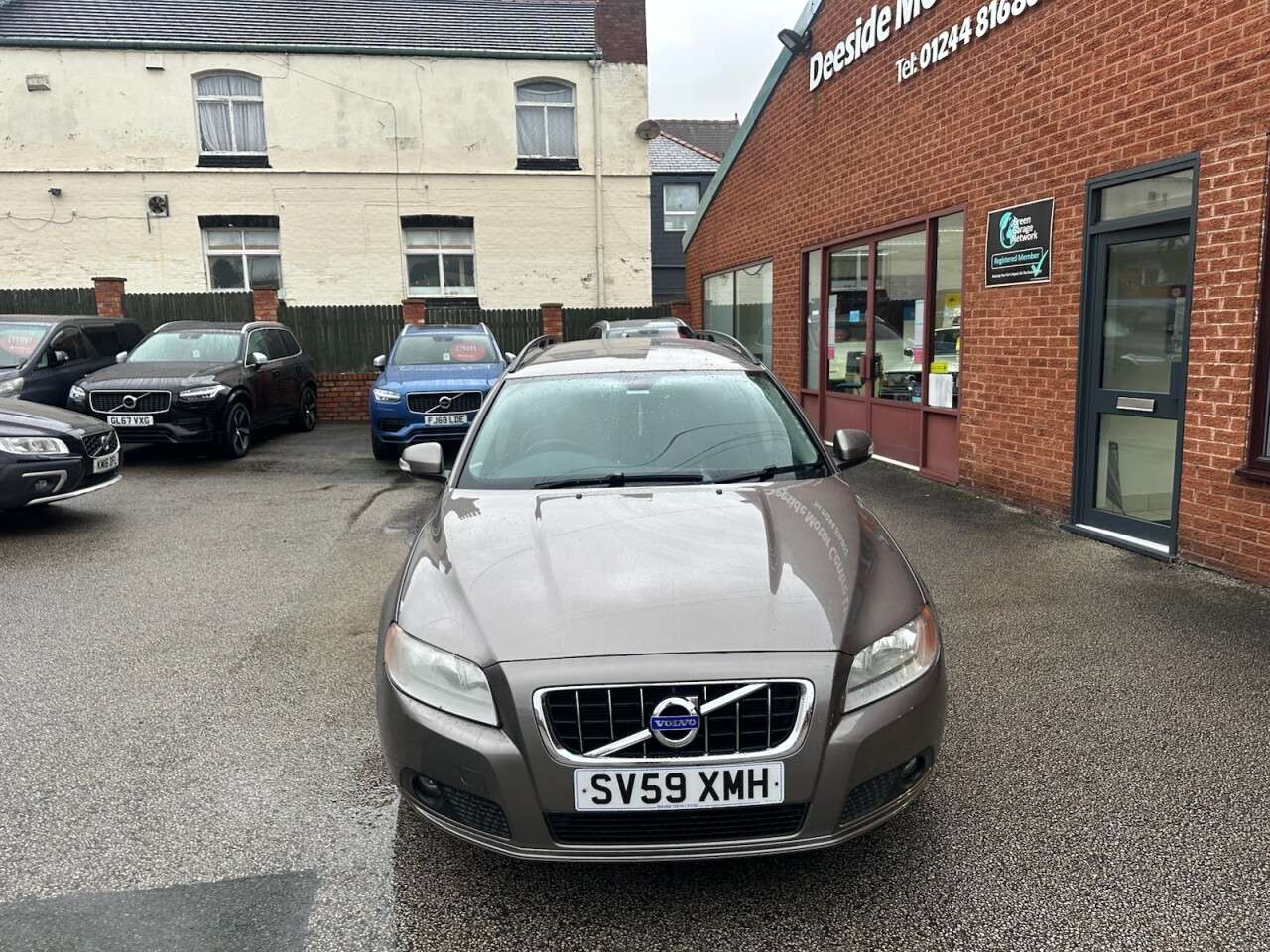 2009 VOLVO V70 2009 VOLVO V70