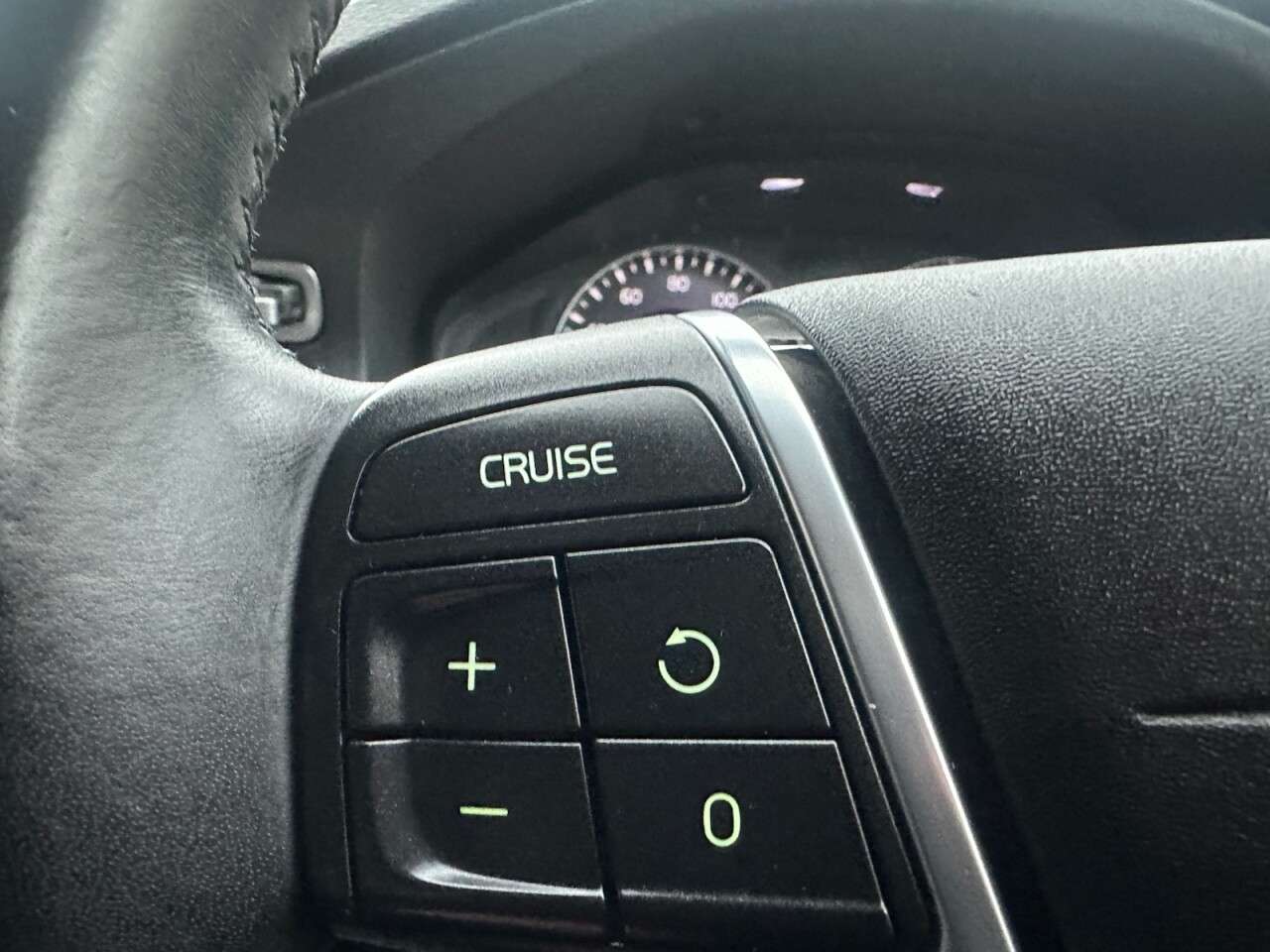 2009 VOLVO V70 2009 VOLVO V70