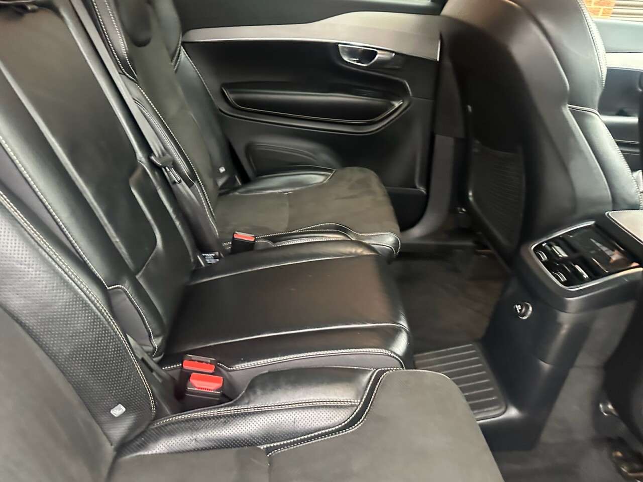 2017 VOLVO XC90 2017 VOLVO XC90