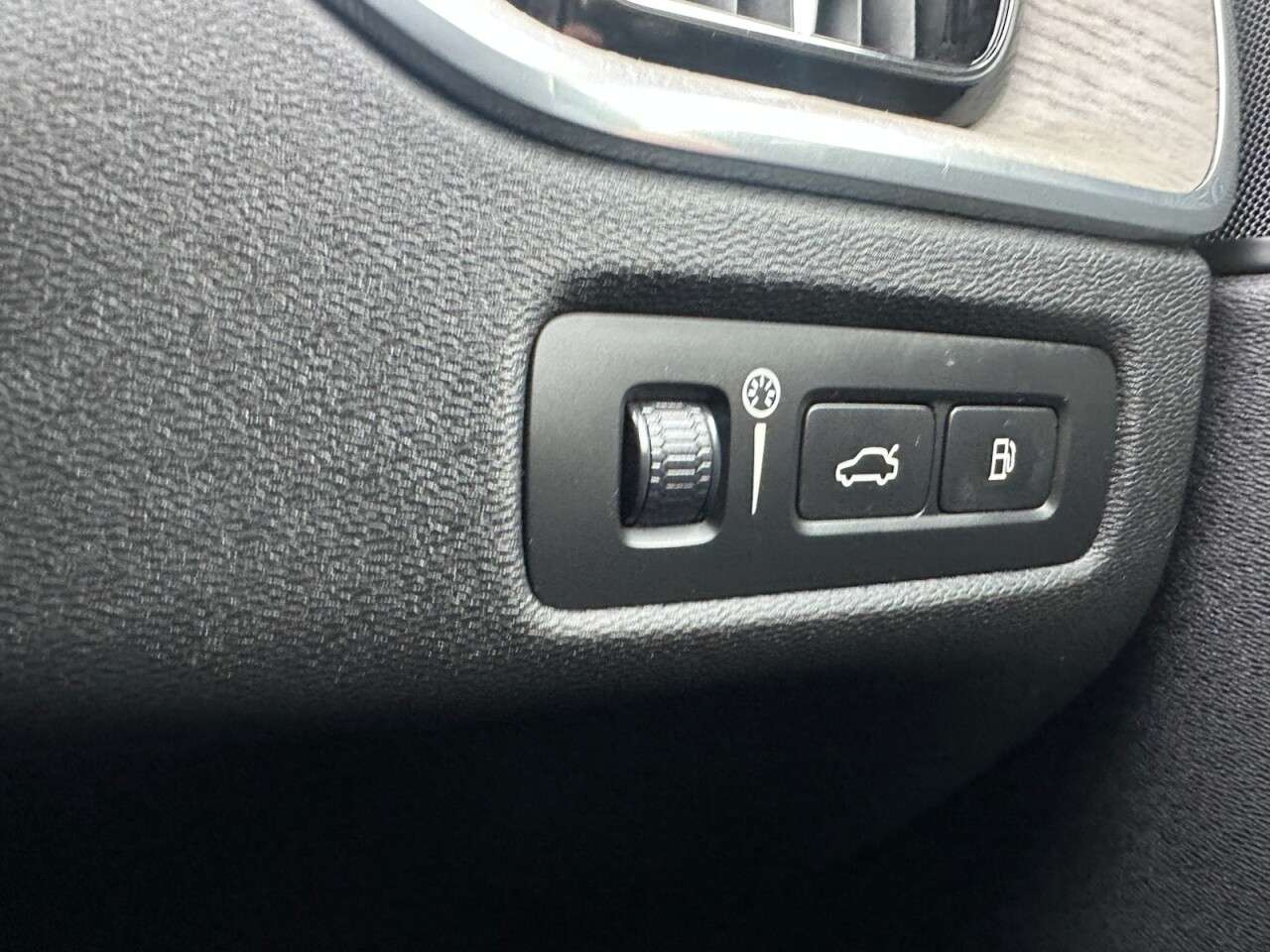 2018 VOLVO XC60 2018 VOLVO XC60