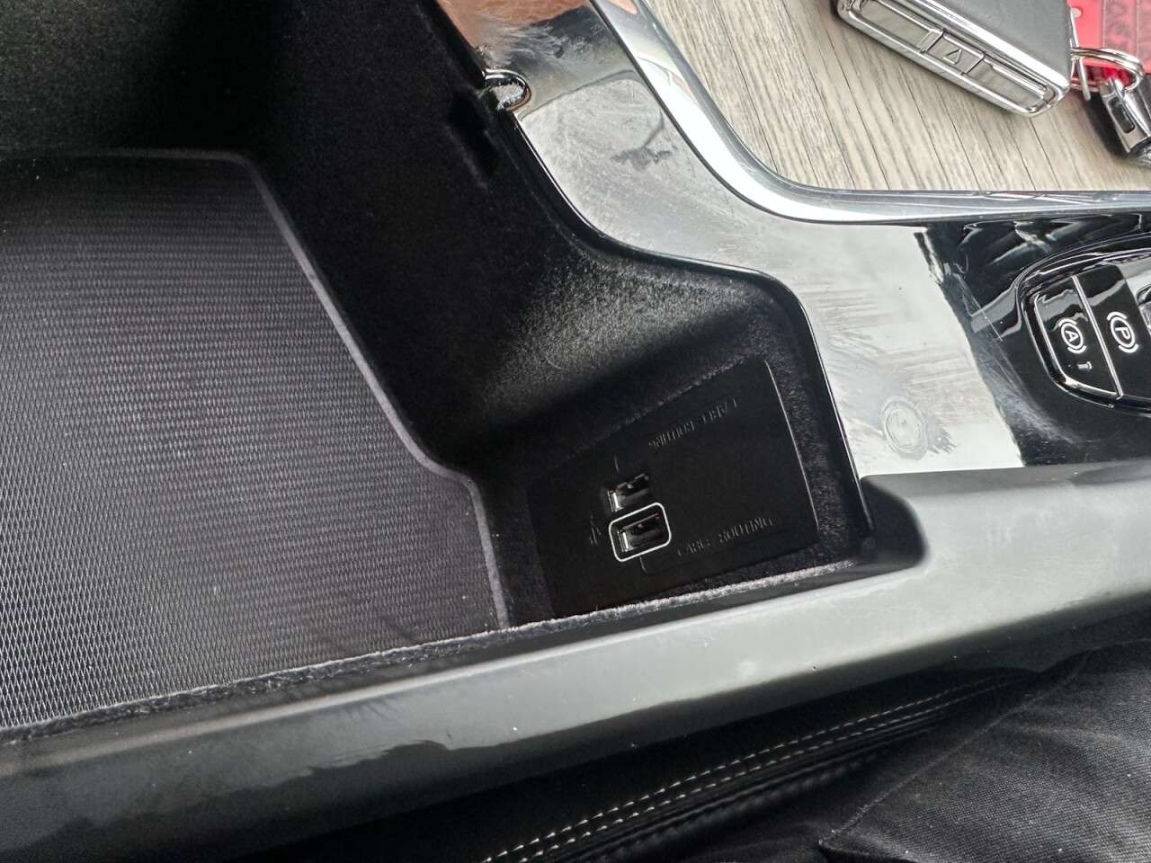 2018 VOLVO XC60 2018 VOLVO XC60